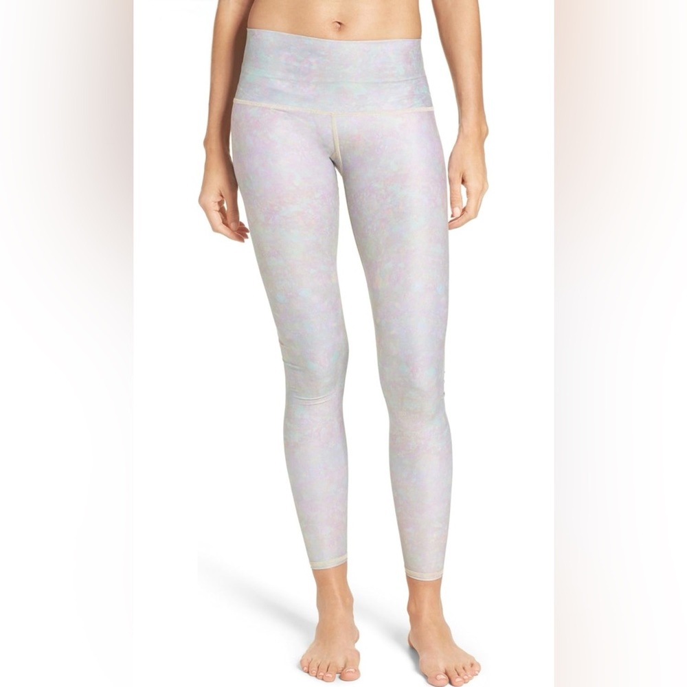 Teeki Women’s Hot Pant Leggings – White Snake Opal | Small